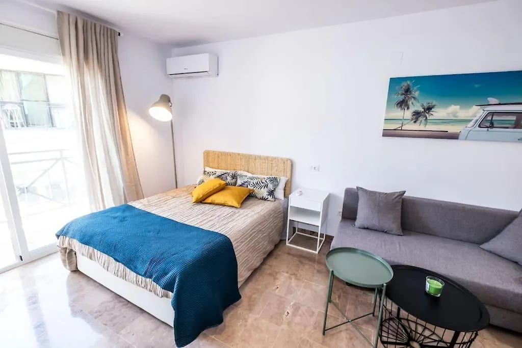 Modern & Cozy Studio Excellent Location Near Beach Torremolinos Apartment