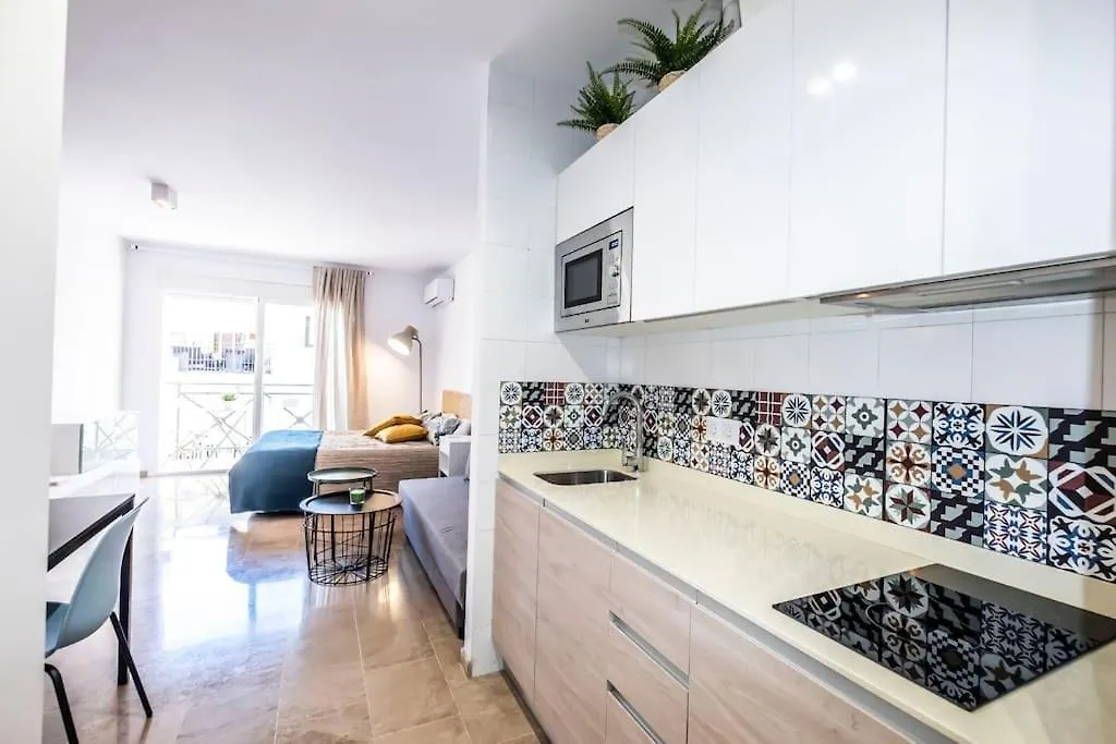 Modern & Cozy Studio Excellent Location Near Beach Torremolinos