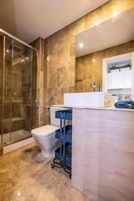 Apartment Modern & Cozy Studio Excellent Location Near Beach Torremolinos