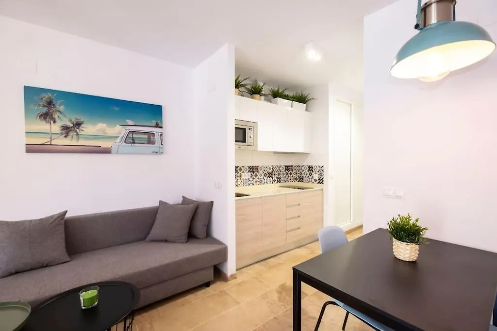 Modern & Cozy Studio Excellent Location Near Beach Torremolinos Apartment