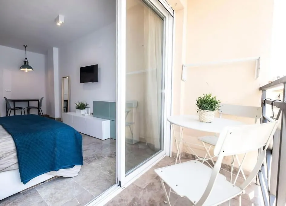 Apartment Modern & Cozy Studio Excellent Location Near Beach Torremolinos