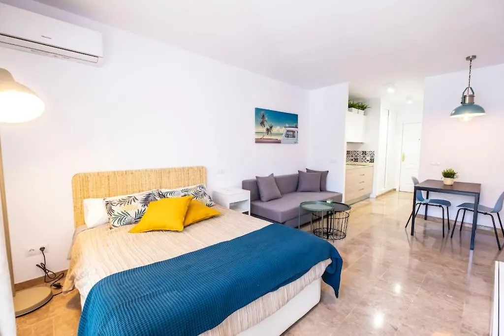 Apartment Modern & Cozy Studio Excellent Location Near Beach Torremolinos